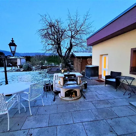 Apartamento Maria Apartment *